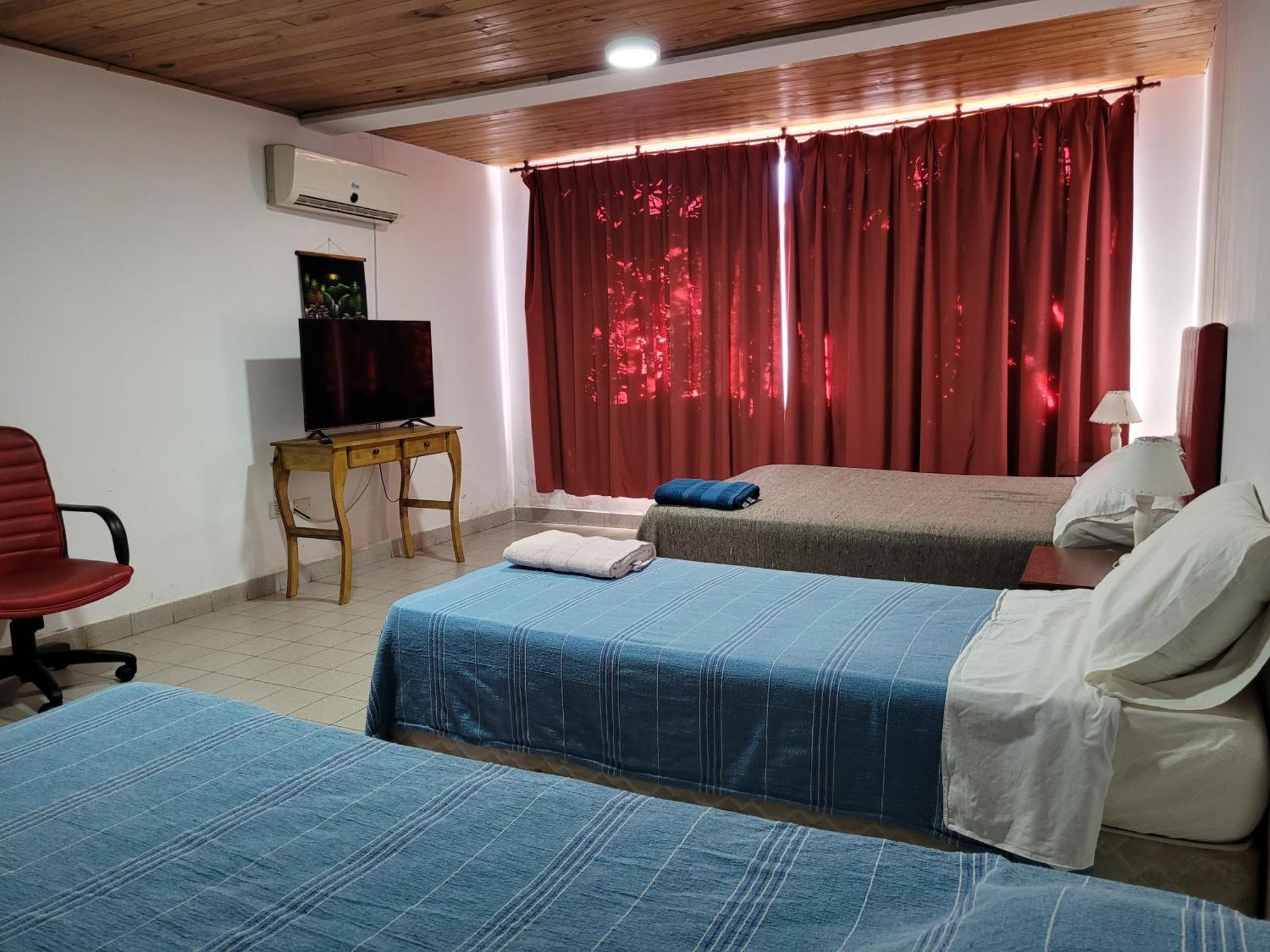 شقة Iguazu House بويرتو إجوازو الغرفة الصورة